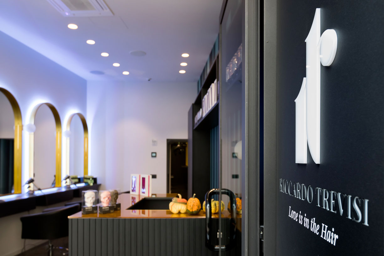 Ingresso RT Parrucchieri – Riccardo Trevisi